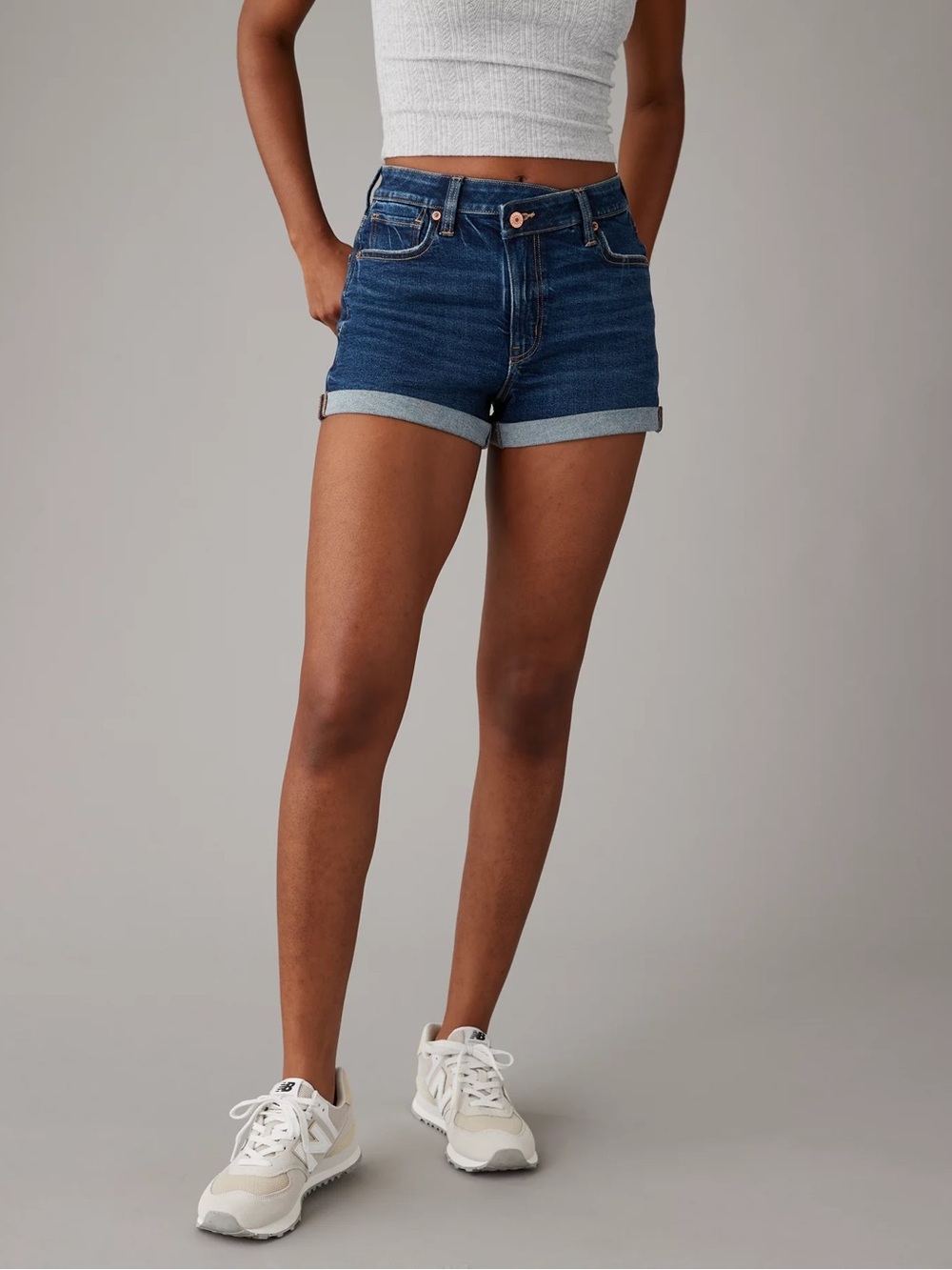 American Eagle NWOT Mom Short 10